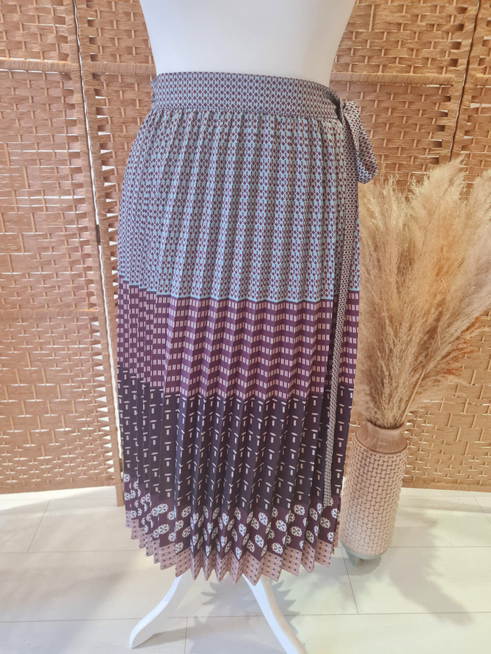 Day Birger et Mikkelsen Brown Multi Pleated Skirt 44 NWT
