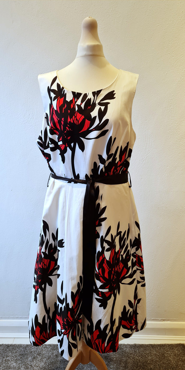 Debenhams Floral Dress 16