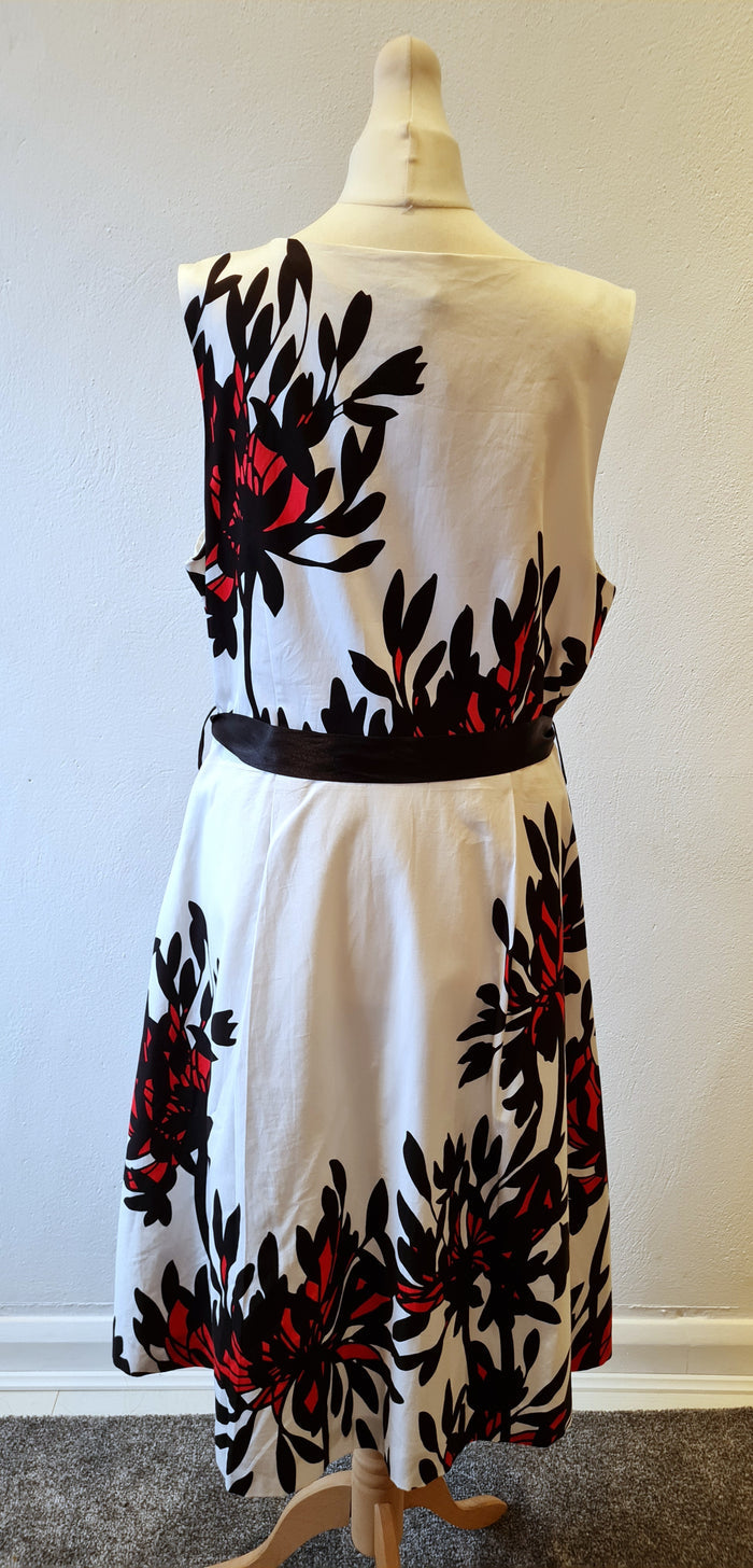 Debenhams Floral Dress 16