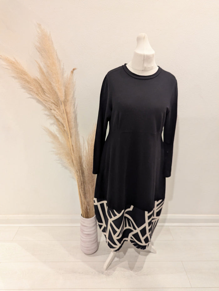 D.E.C.K by Decollage Black Sweater Dress One Size