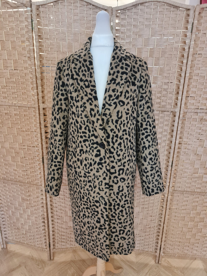 Dorothy Perkins Leopard Coat 8
