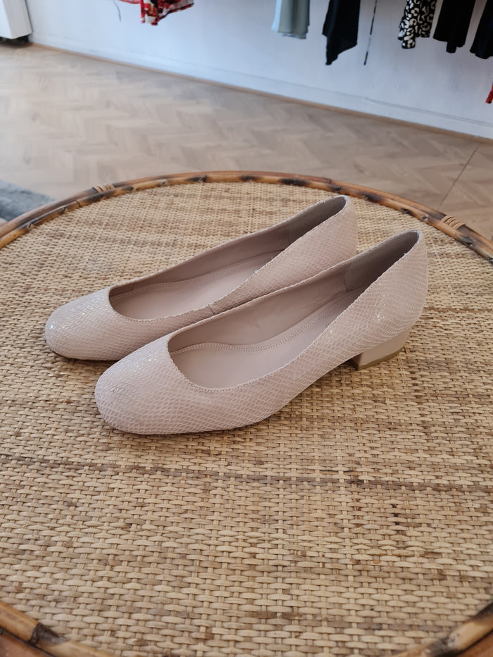 Dune Nude Pumps 6