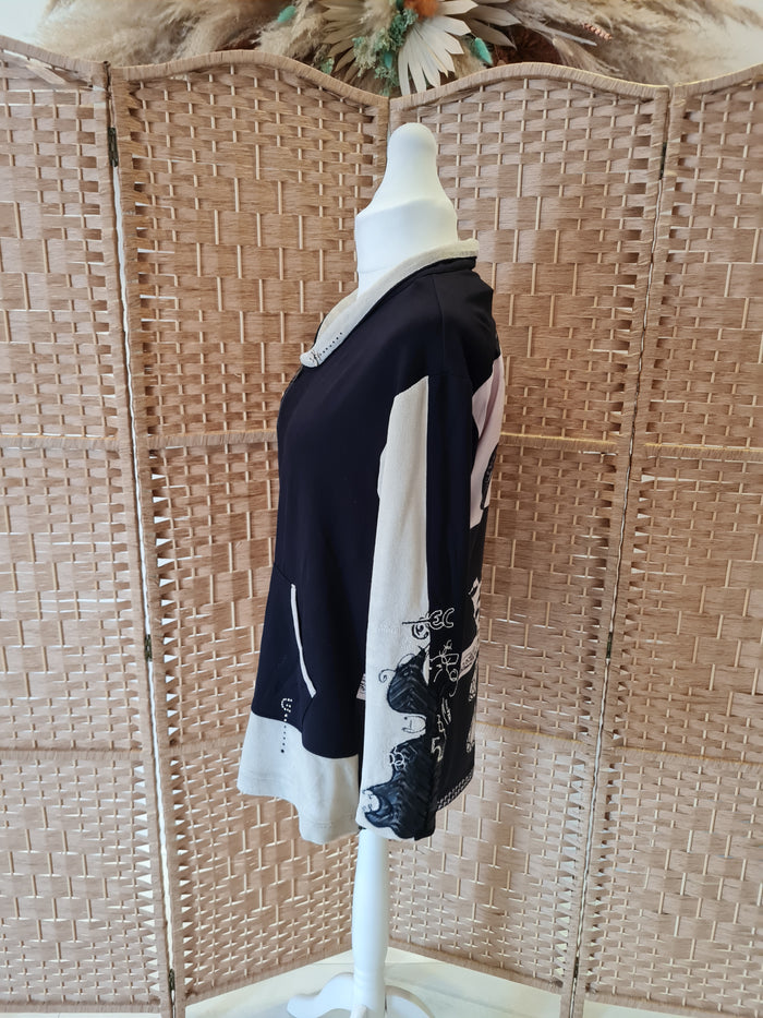 Eliza Cavaletti Black zip Top 16