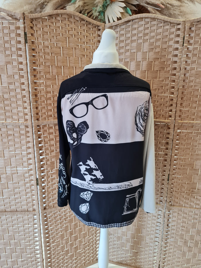 Eliza Cavaletti Black zip Top 16