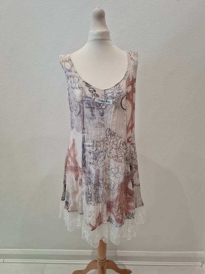 Eliza Cavaletti Cream Two Piece Size 12