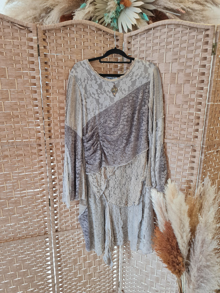 Eliza Cavaletti taupe Lace Dress Size 12/14