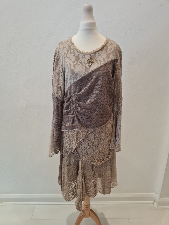 Eliza Cavaletti taupe Lace Dress Size 12/14