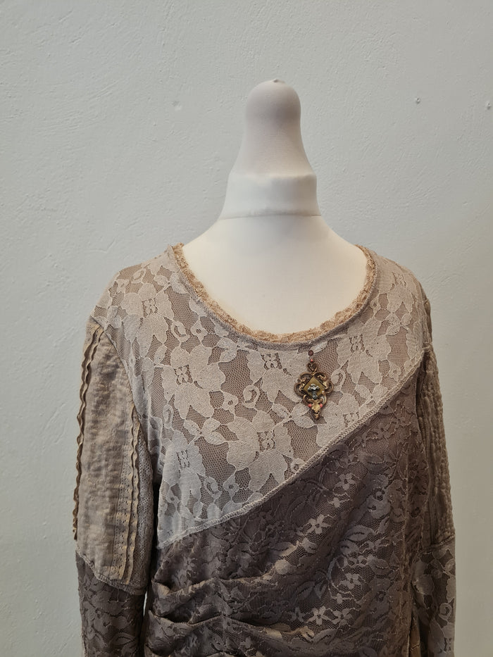 Eliza Cavaletti taupe Lace Dress Size 12/14