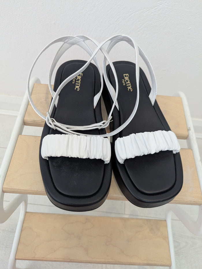 Elleme Paris White Sandals 6 NWT