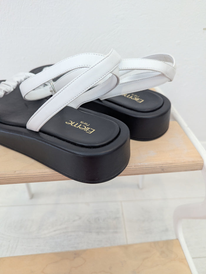 Elleme Paris White Sandals 6 NWT
