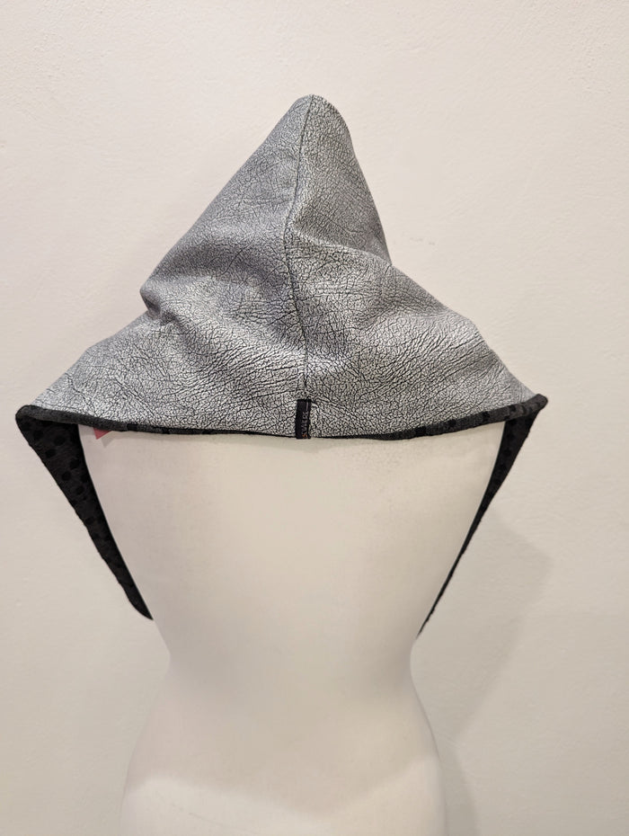 Elsewhere grey snood
