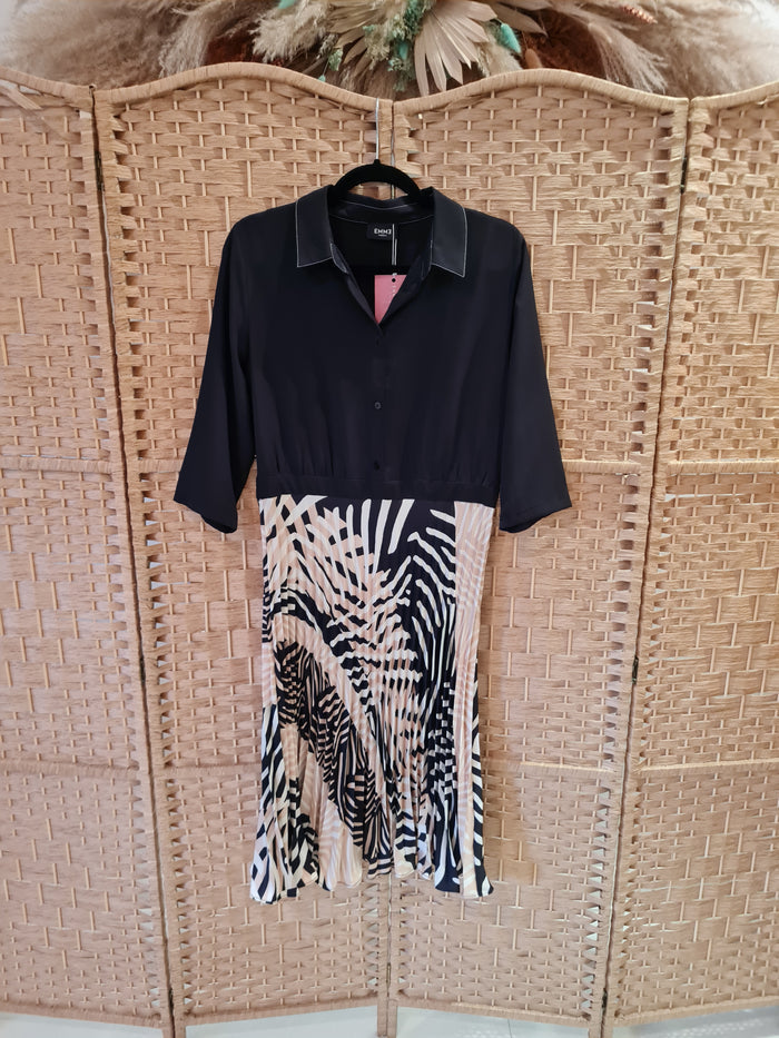 Emme Marella Black/Cream Pleated Dress 14