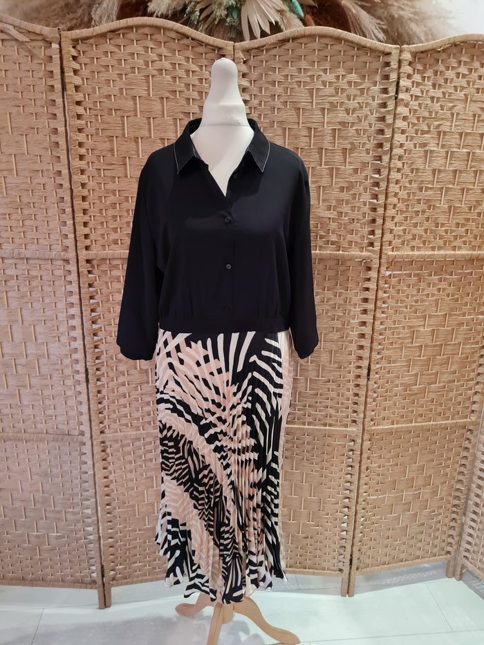 Emme Marella Black/Cream Pleated Dress 14