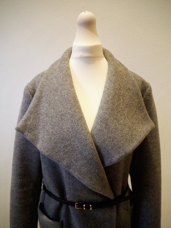 Emu Grey Coat with belt M