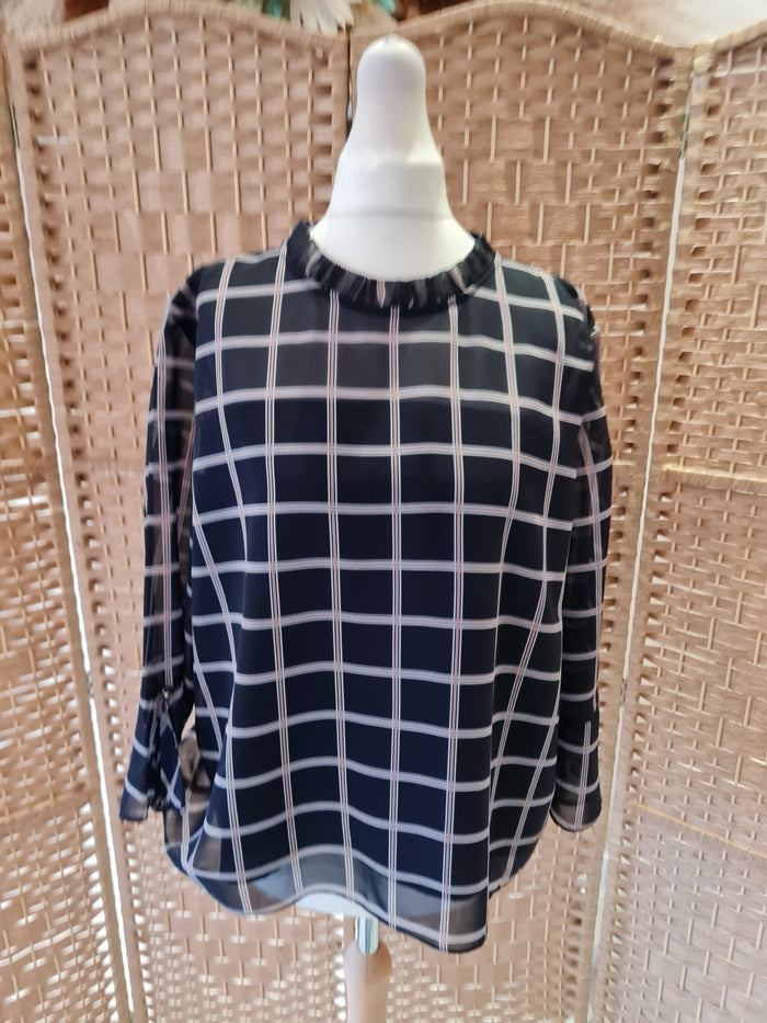 Episode Check Blouse 12