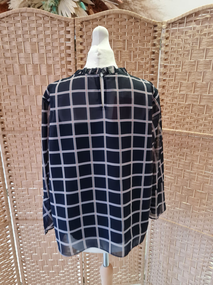 Episode Check Blouse 12