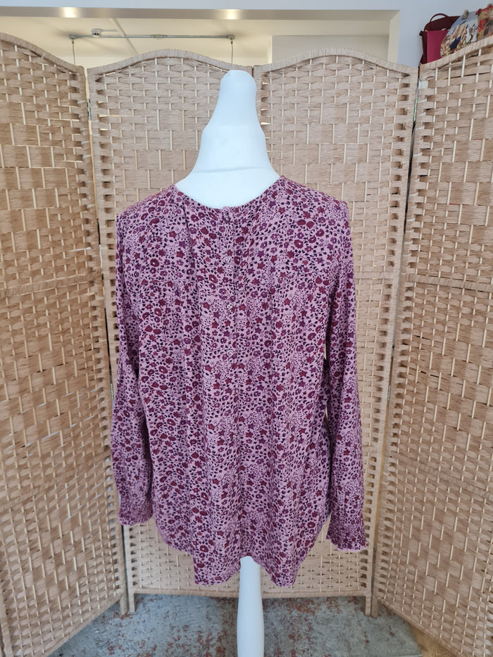 Fat Face Pink ditsy print top 14