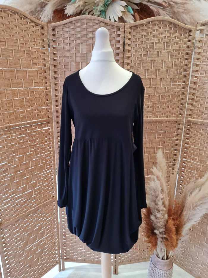 Flammode black puff hem dress M/L