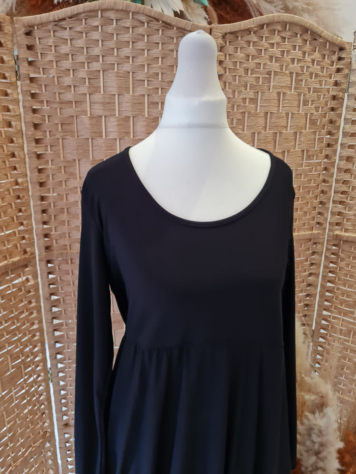 Flammode black puff hem dress M/L