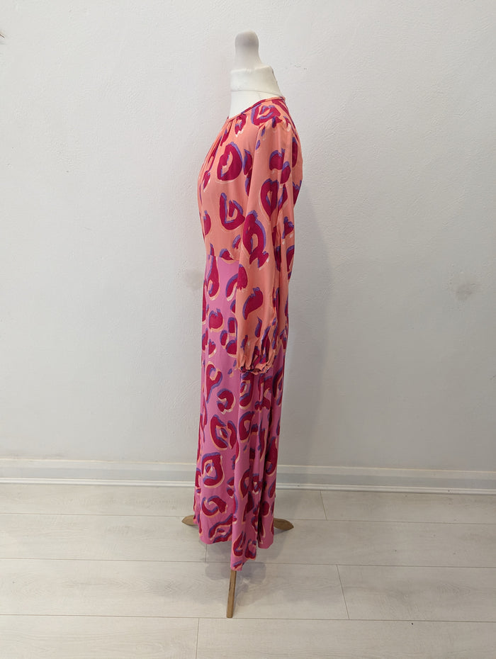 Forever Unique Orange/Pink Maxi Size 8