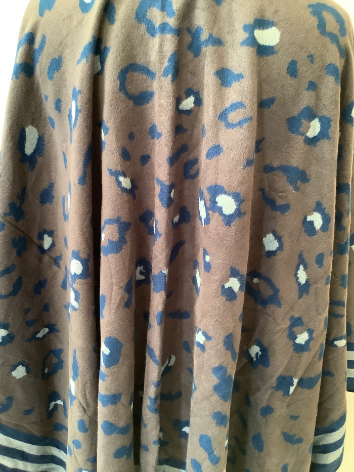 Frank Usher  Grey/Blue Animal print Cape