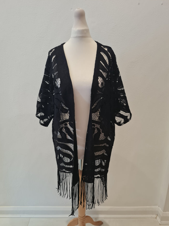 Free Quent lace Kimono  S/M