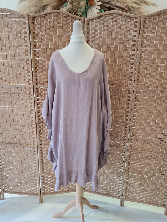 Frill seeker oversize top in mauve
