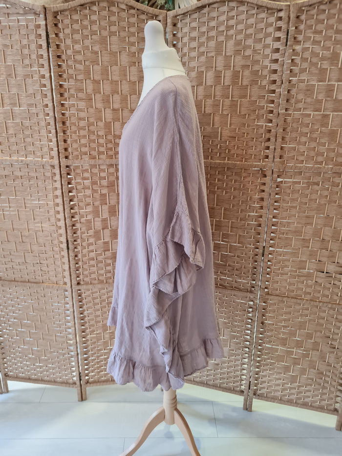 Frill seeker oversize top in mauve