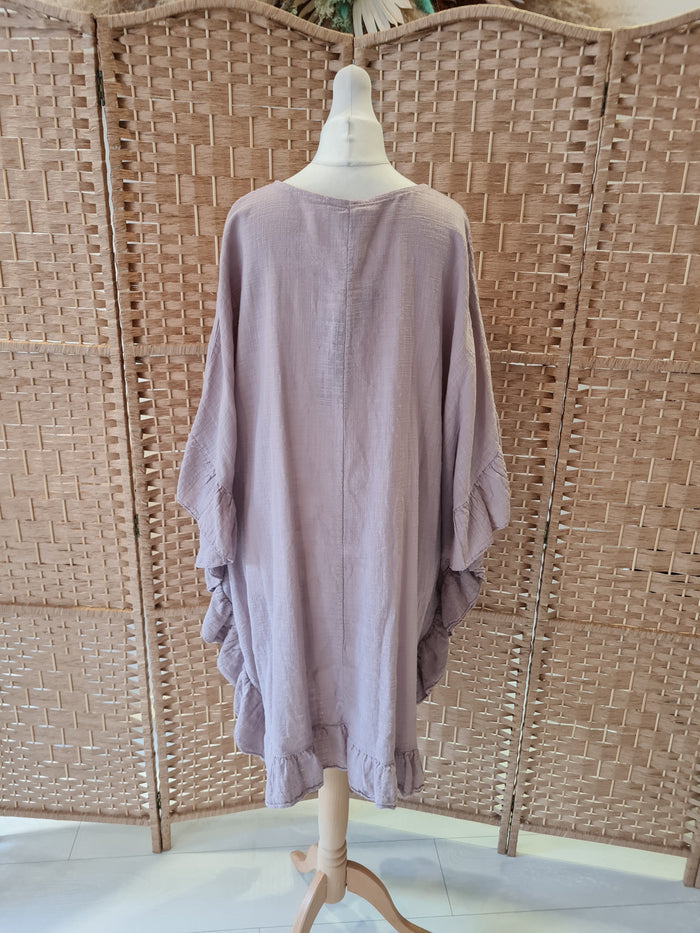 Frill seeker oversize top in mauve