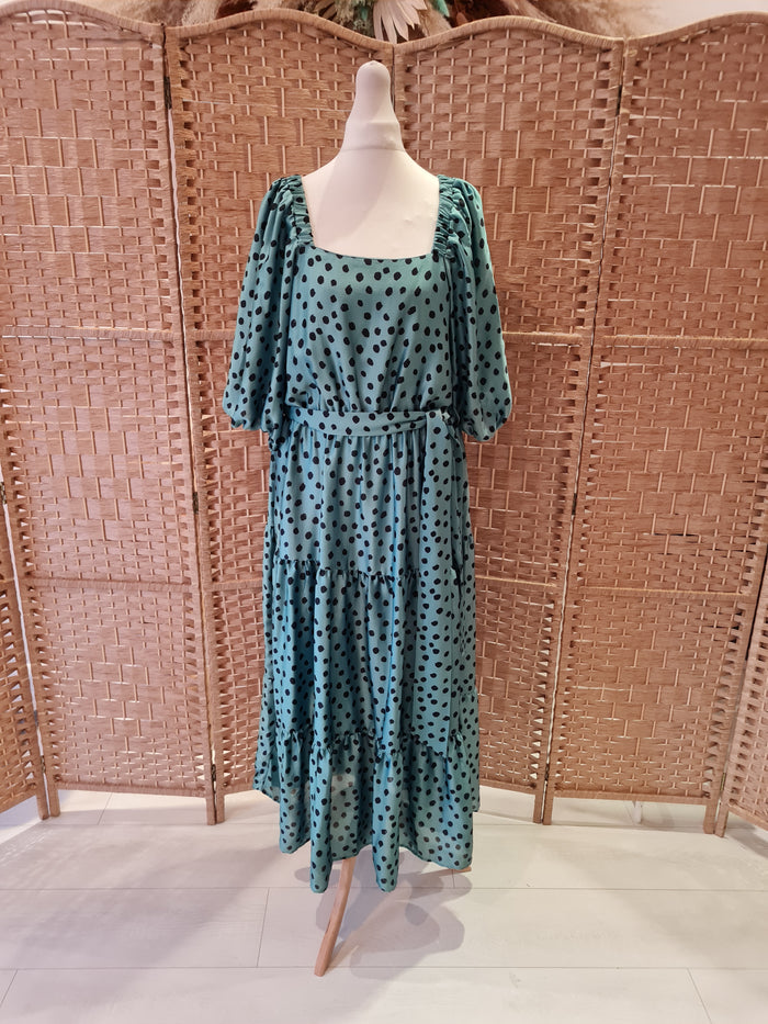 Gallery green/black spot dress with pockets 10