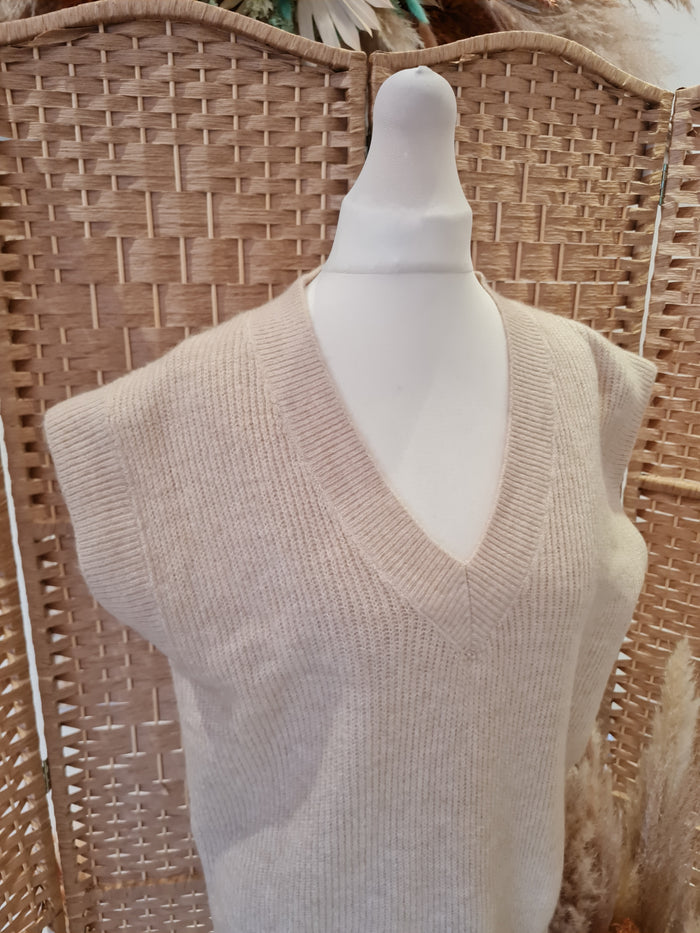 Garcia Cream Sweater Vest XS