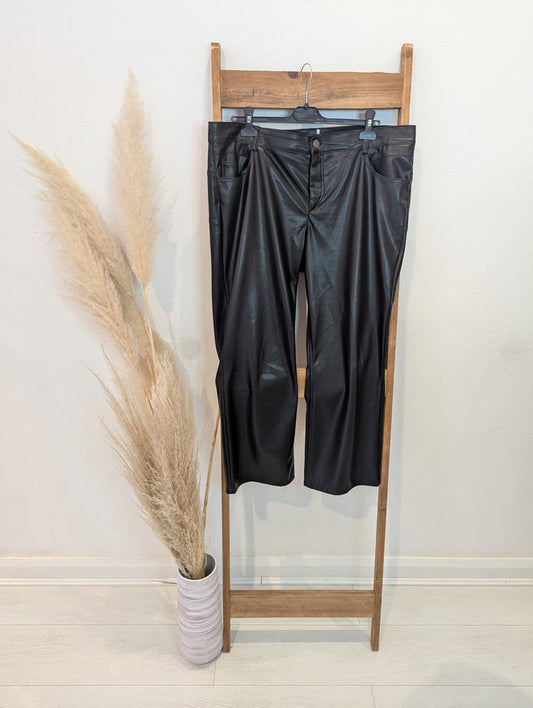 Gardeur Black Pleather trousers 22
