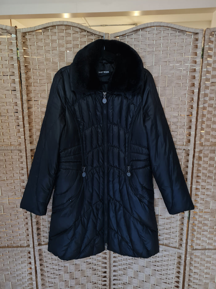 Gerry Weber Black Puffa Coat 14