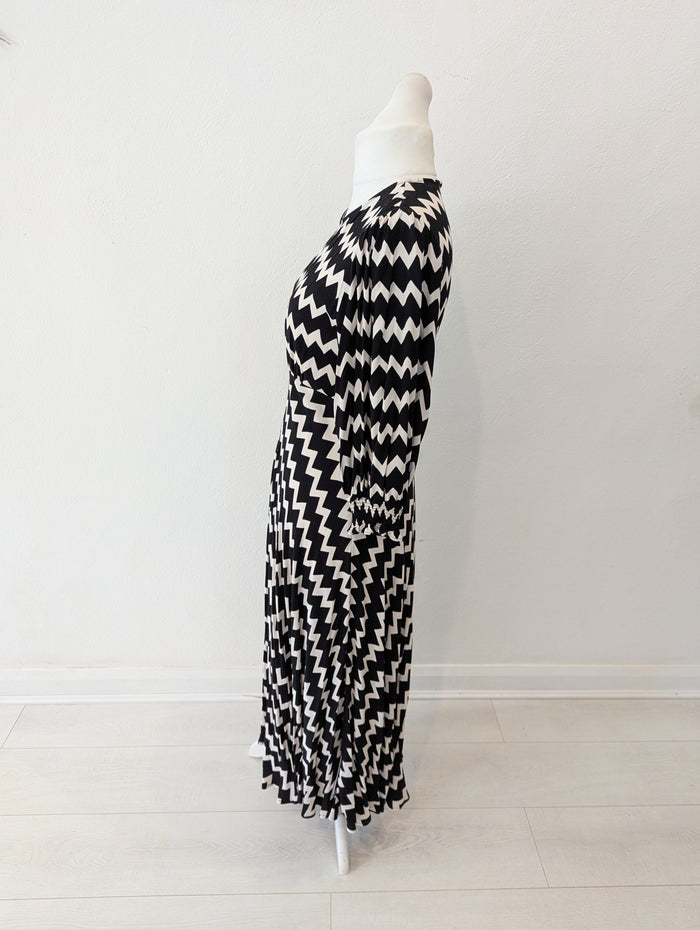 Ghost Black/White Pippa Zigzag Dress 10