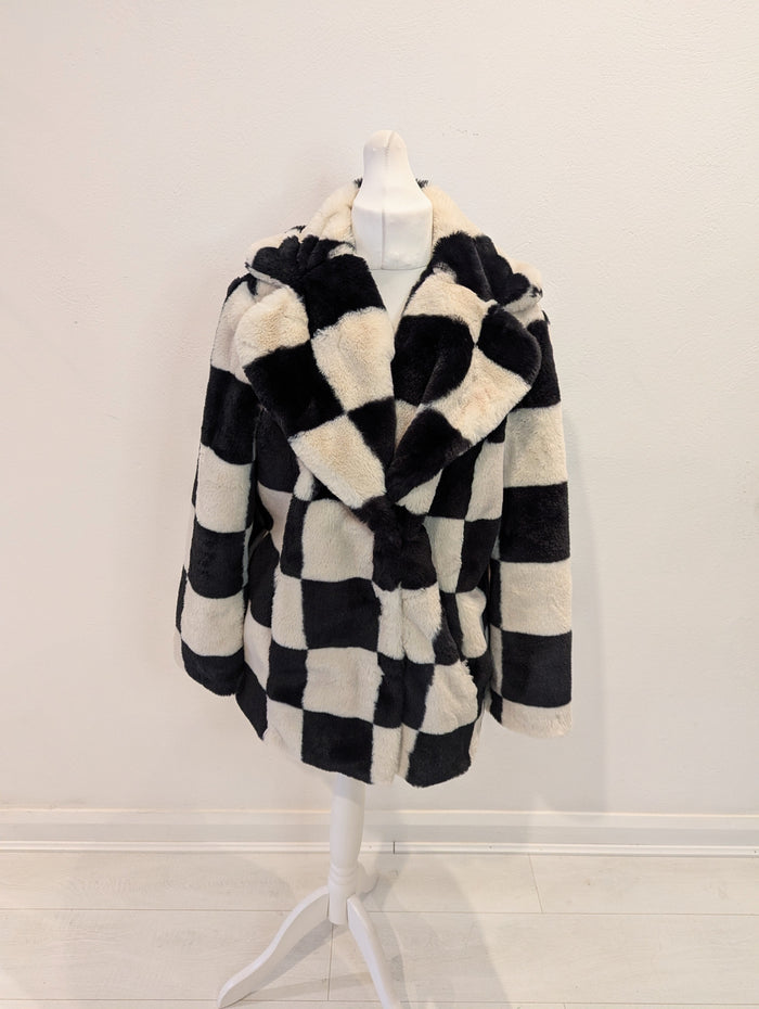 Girlfriend Material Check Coat 12