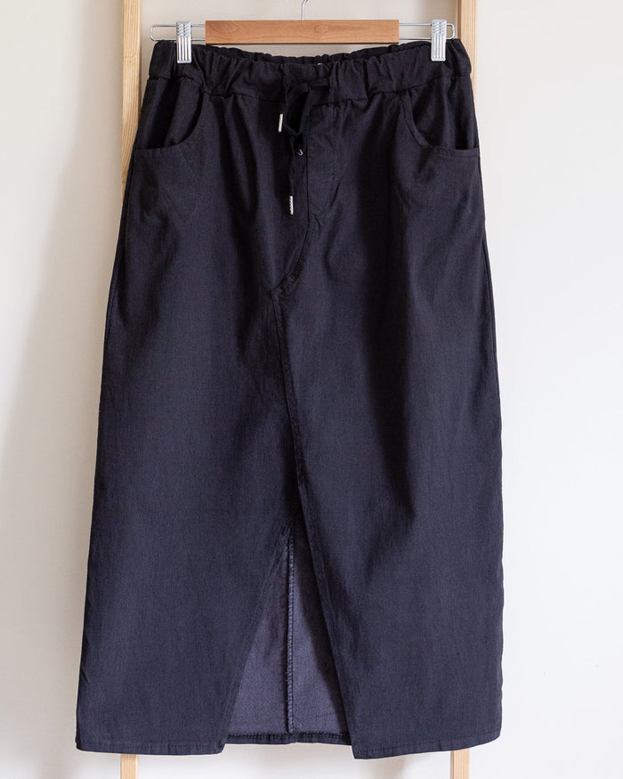 Hax Black Magic Mid Skirt