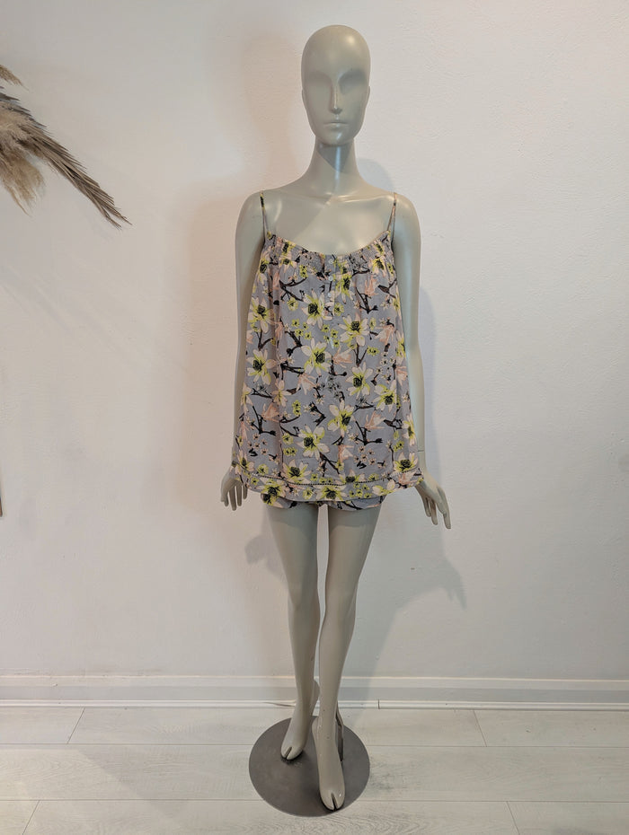 He Loves Me Not floral two piece L