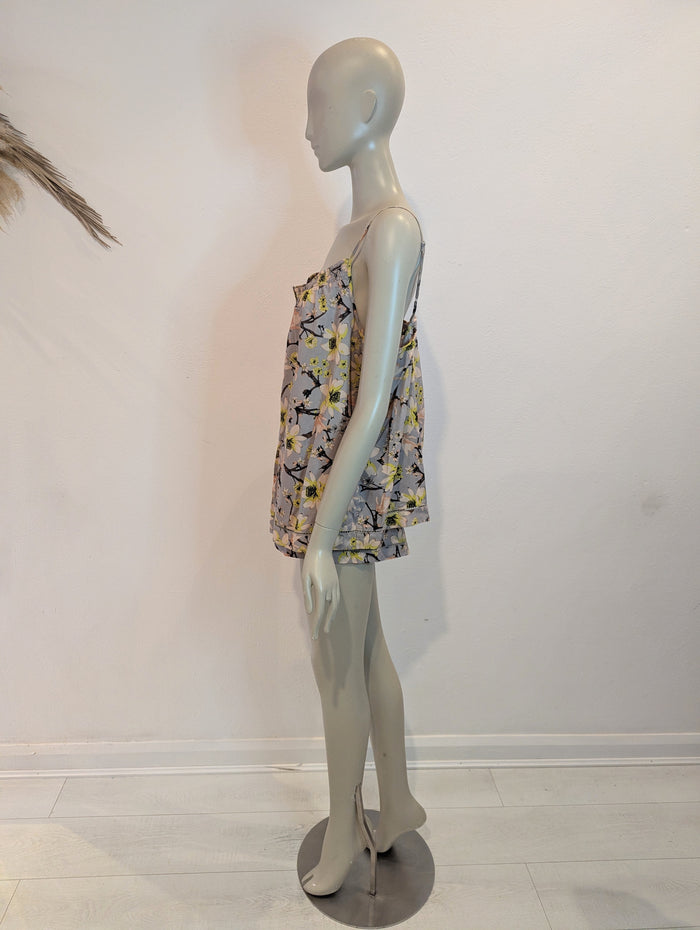 He Loves Me Not floral two piece L