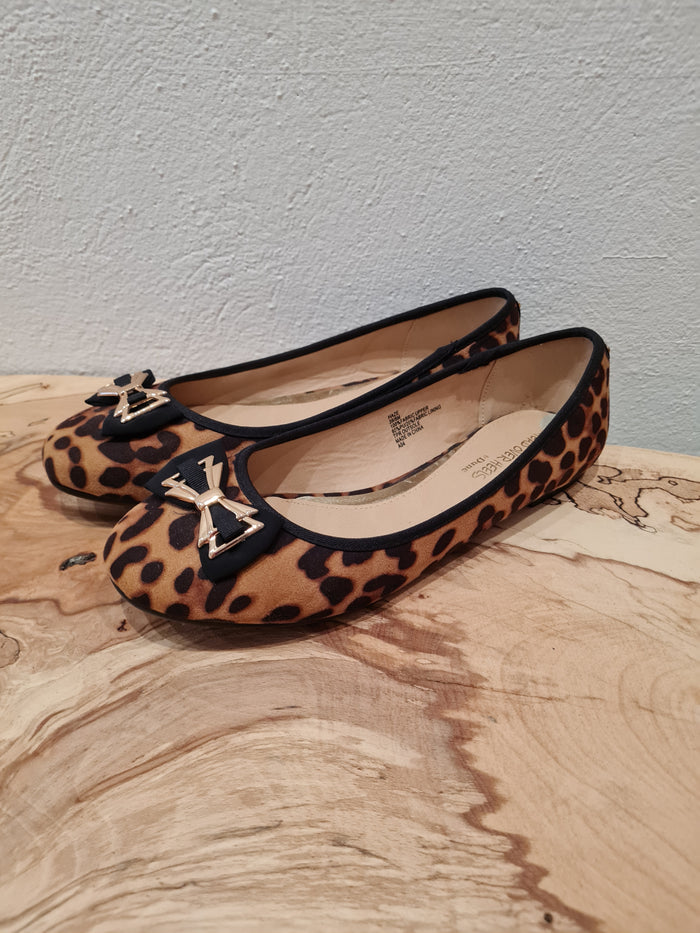 Head over Heels Leopard print pumps  6