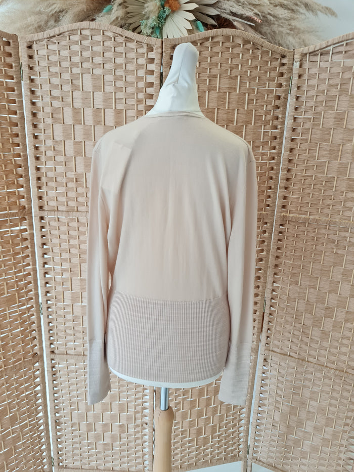 Hugo Boss Beige V Neck Small NWT RRP £149