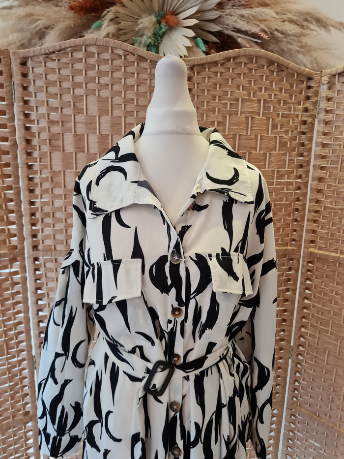 I Saw it First Shirt dress NWT 8