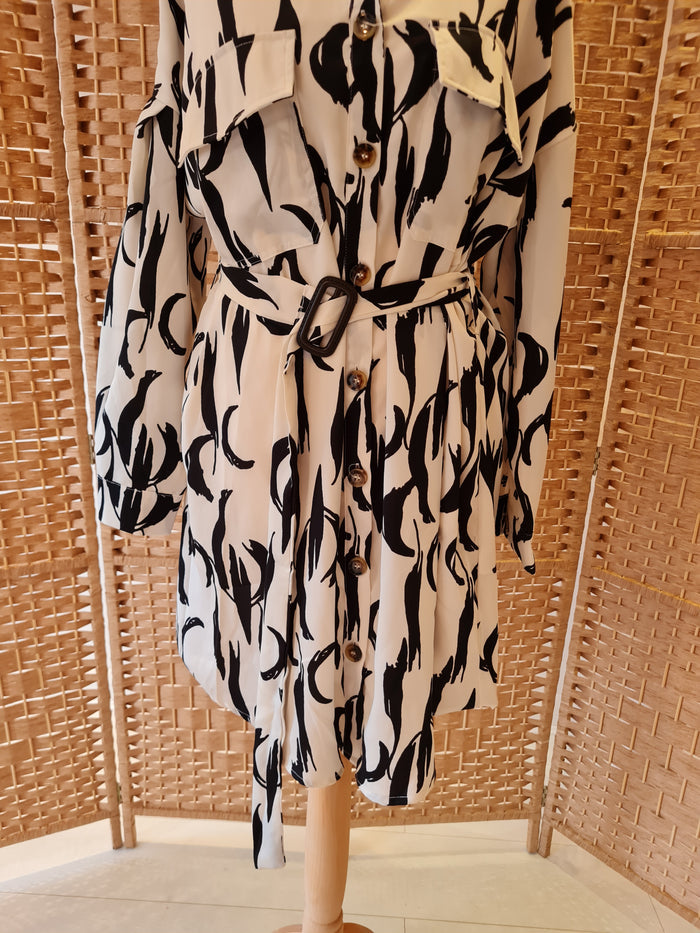 I Saw it First Shirt dress NWT 8