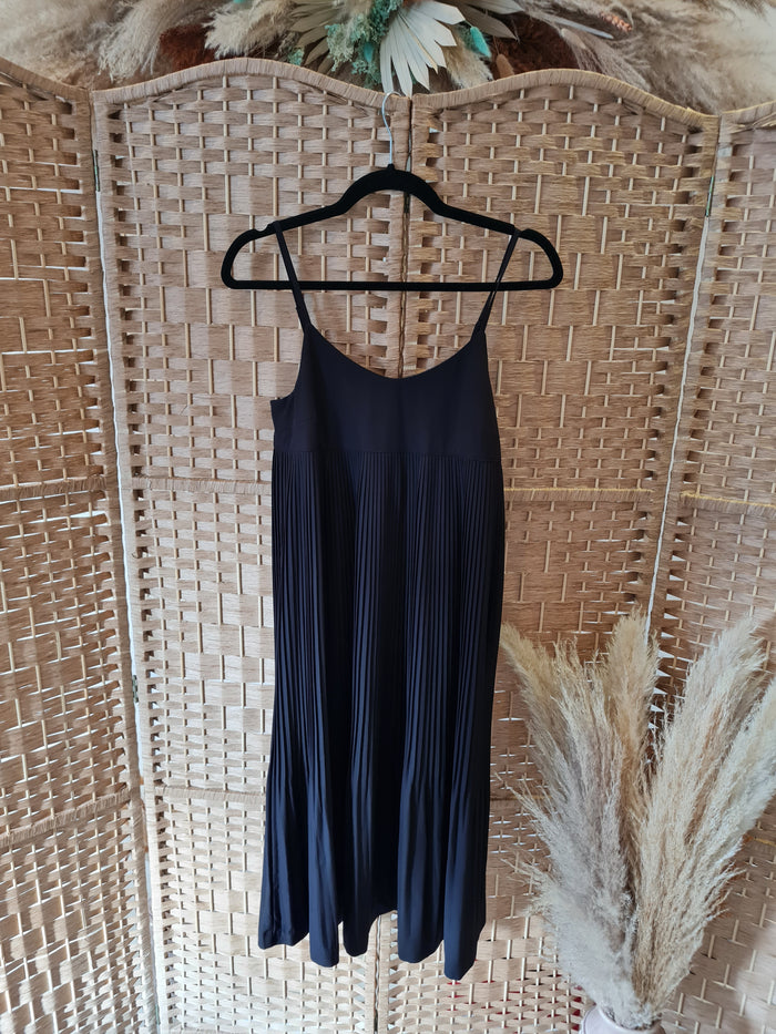 ICHI Black pleat Dress 8