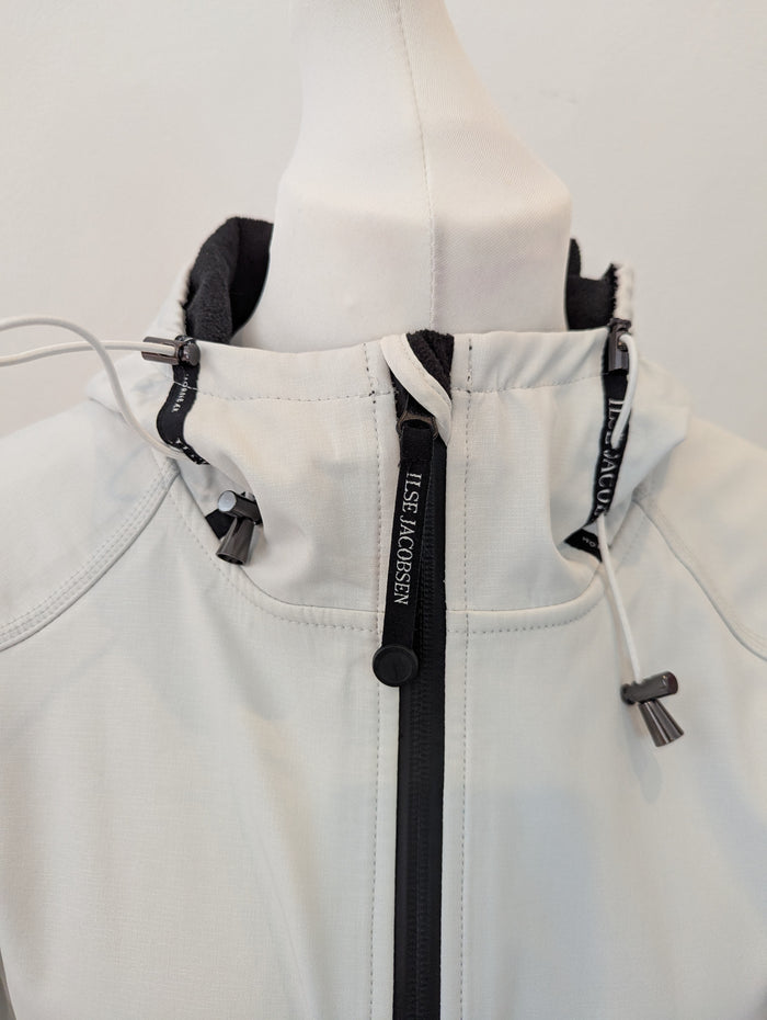 Ilse Jacobsen White Rain Jacket 14