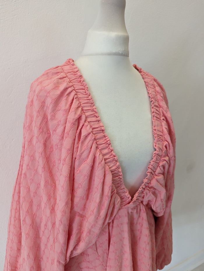 In Style Coral Balloon Sleeve Mini Size 10