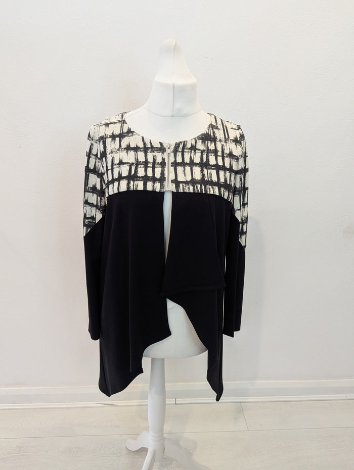 Isabel De Pedro Black/Cream Zip Back Jacket Size 10