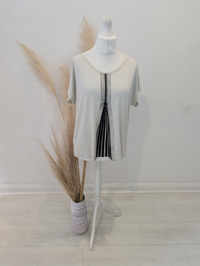 Isabel De Pedro Black/Cream Zip Top Size 12