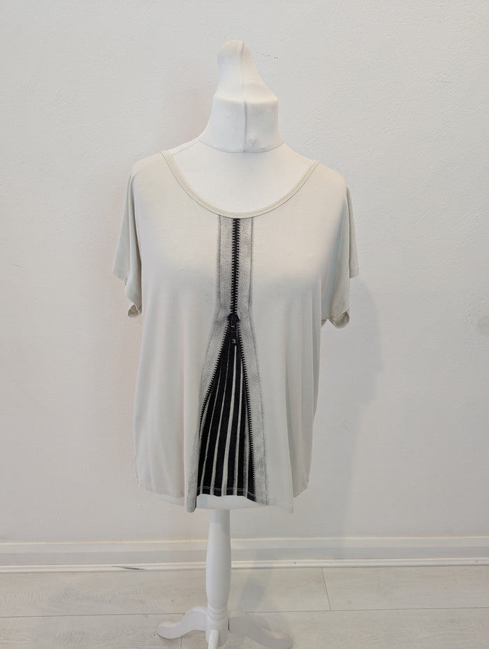 Isabel De Pedro Black/Cream Zip Top Size 12