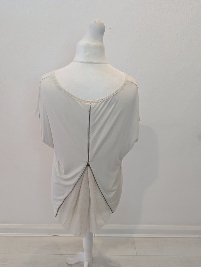 Isabel De Pedro Black/Cream Zip Top Size 12