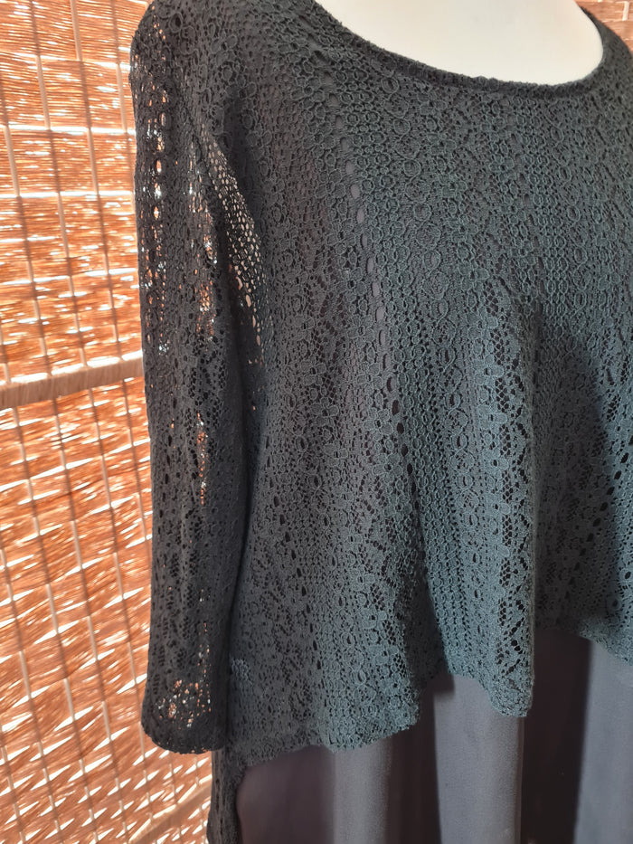 Izabel London Lace Top 12